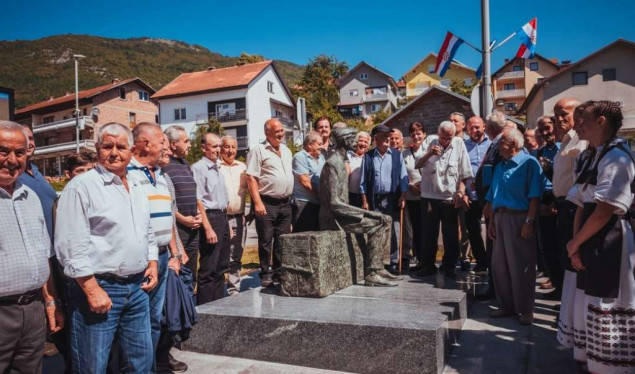 U Prozor-Rami otkriven spomenik gastarbajterima