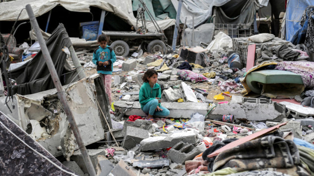 Najmanje 20 Palestinaca ubijeno u izraelskom napadu na porodičnu kuću u Gazi