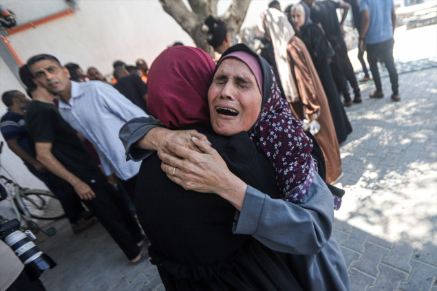 U izraelskim napadima na Gazu desetine mrtvih, uključujući tražitelje pomoći
