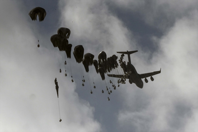 U Gazu nakon tri mjeseca ponovo isporučena humanitarna pomoć iz zraka