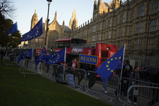 Britanska vlada priprema zakon o dinamičnom usklađivanju s Brexitom