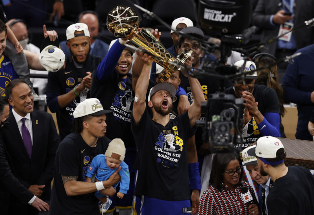 Golden State šampion NBA lige, Curry MVP finala