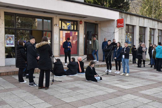 Mladi Goražda poručili: 'Budi ruka spasa jer šutnja nije zlato'