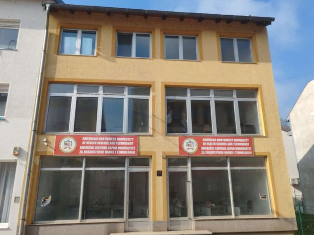 Iz prostorija Univerziteta u Goraždu otuđena veća količina inventara