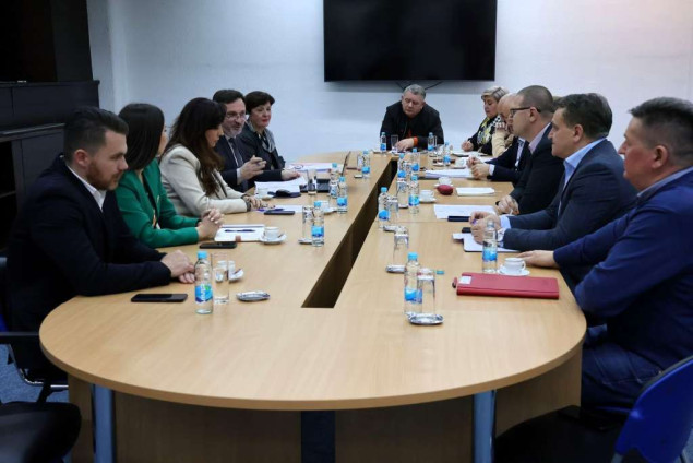 Sastanak federalnog ministra Hasičevića s predstavnicima poslodavaca i sindikata