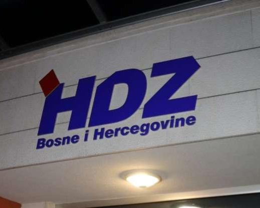 Dragan Čović okuplja stranačko rukovodstvo zbog političkih izazova   