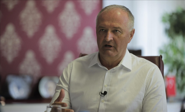 MO BiH: Ne izvlači se oružje, već poštuje presuda Suda BiH