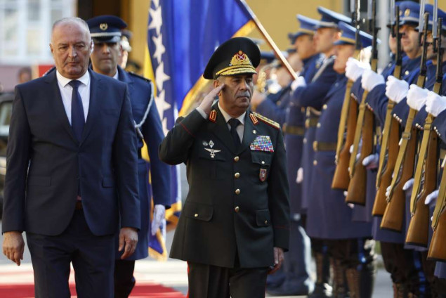 Helez: Azerbejdžan zainteresovan za vojnu saradnju i bh. namjensku industriju