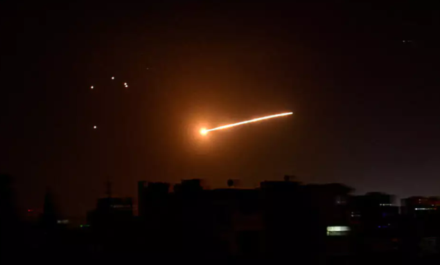 Hezbollah ispalio baraž raketa na vojnu bazu na sjeveru Izraela