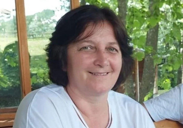 Pomozi.ba pokrenulo apel za liječenje Hismije Pilav iz Bugojna koja ima nekrozu oba ramena