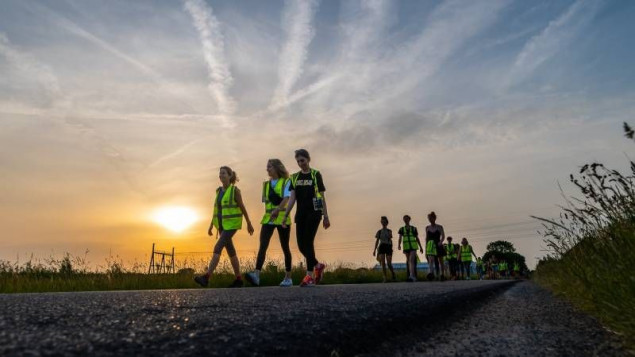 Holandija: Nekoliko hiljada ljudi pješačilo 40 kilometara za izbjeglice