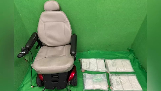 Hong Kong: 11 kg osumnjičenog kokaina pronađeno u invalidskim kolicima