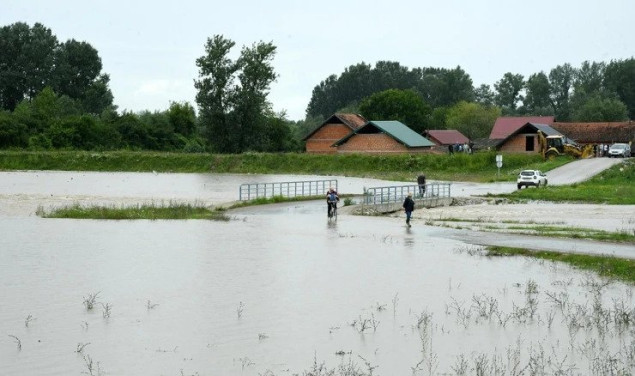 Mura još narasla, vodostaj Save kod Rugvice u laganom opadanju