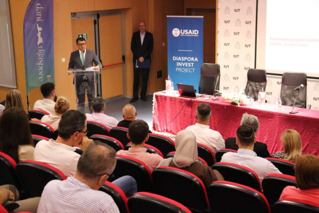 Hurtić na privrednim susretima: Ekonomija jedan od najvažnijih stubova saradnje sa dijasporom