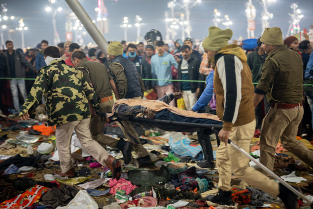 U stampedu na hinduističkom festivalu najmanje 15 poginulih