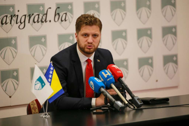 Čengić: Sedam porodica čeka na evakuaciju, 27 već smješteno