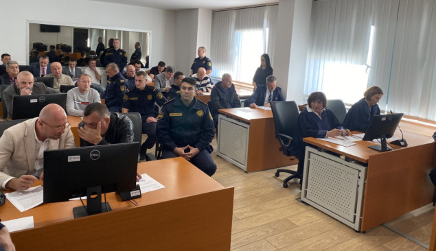 Suspendovani policajci osumnjičeni za trgovinu ljudima