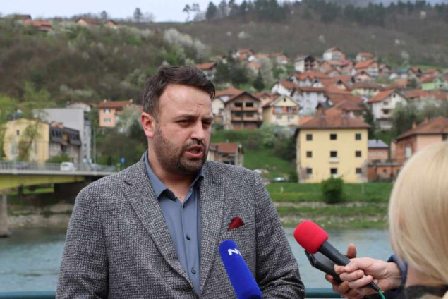 Imamović: Poduzete konkretne aktivnosti na uklanjanju pasa lutalica