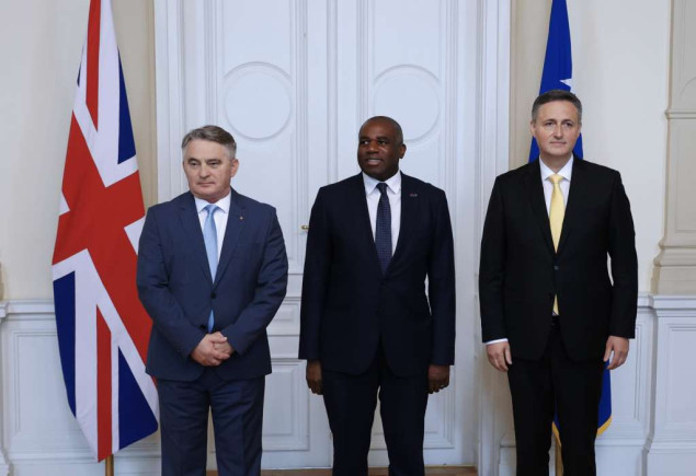 Britanski ministar vanjskih poslova sa članovima Predsjedništva BiH