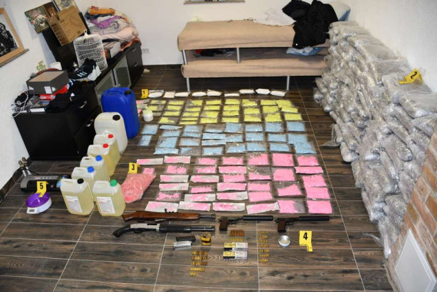 Akcija 'Taxi' - Zaplijenjeno više od 100 kilograma droge i oružje u Sarajevu, uhapšena jedna osoba