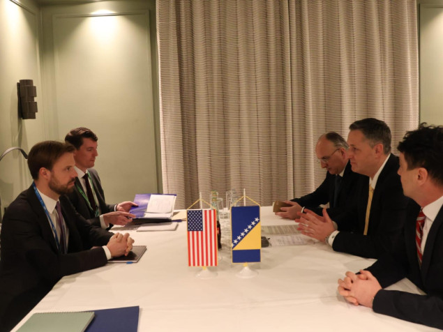 Bećirović sa zvaničnikom SAD-a - Lobiranje RS-a protiv BiH predstavlja atak na mir i stabilnost