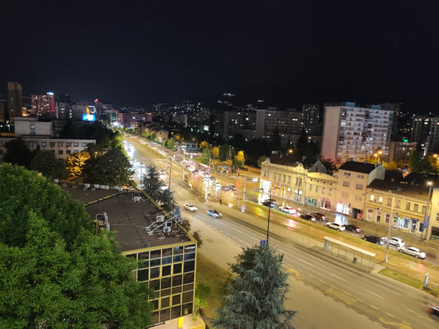 Oprez! Glavna ulica u sarajevskom naselju Dolac-Malta pod vodom
