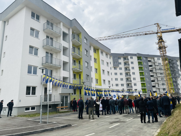 U Kalesiji 20 porodica dobilo ključeve  stanova