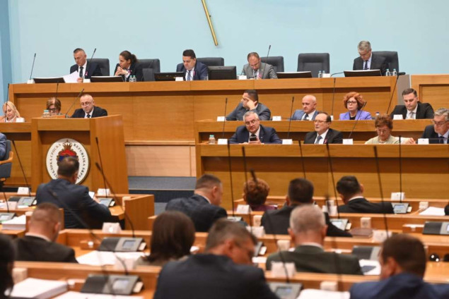 U NSRS usvojen sporni zakon o raspodjeli PDV-a u RS-u