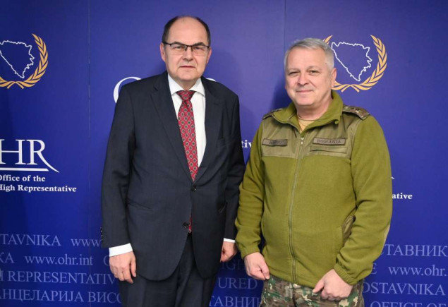 Schmidt s komandantom EUFOR-a: I dalje od ključnog značaja koordinirani napori EUFOR-a i OHR-a