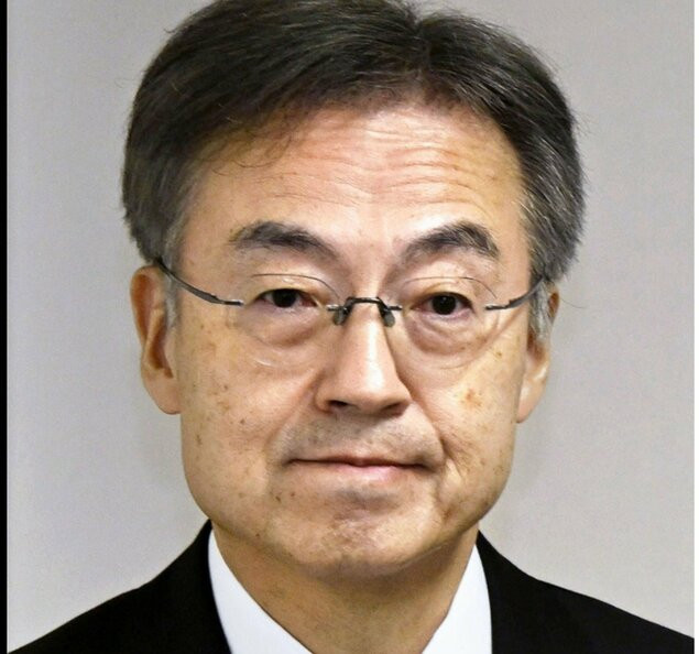 Bivši japanski guverner poslao više od 1.000 neprimjerenih seksualnih poruka osoblju