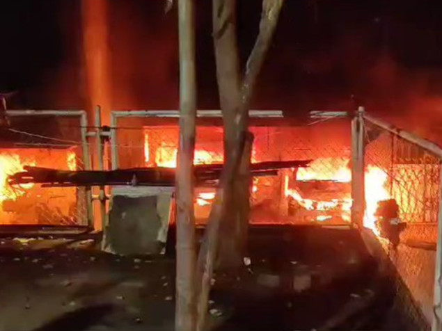 U požaru u stambenoj zgradi u Indiji poginulo sedam osoba