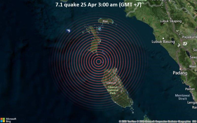 Indoneziju pogodio zemljotres snage 7,1, povučena opasnost od cunamija