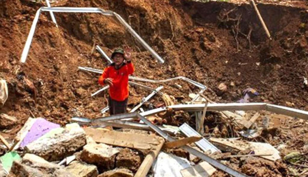 Potraga za 45 nestalih nakon klizišta u Indoneziji