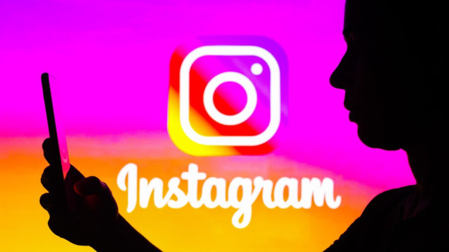Oko 100.000 djece koja koriste FB i IG svakodnevno izloženo seksualnom uznemiravanju