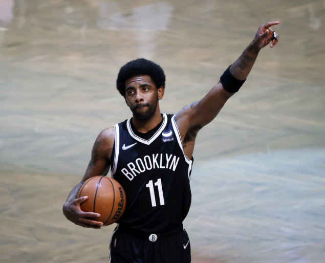 Irving: Odluka o vakcinaciji koštala me je ugovora od 100 miliona dolara