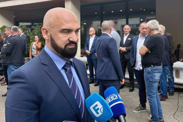 Isak i Munjić čestitali uposlenicima FMUP-a čestitali 1.juli - Dan policije u Federaciji BiH