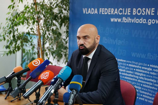 Isak: Nije dobra ideja organizirati proteste na međuentitetskim granicama