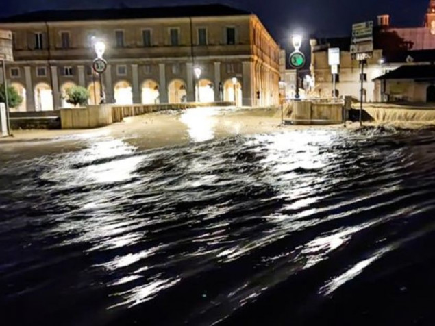 Usljed obilnih kiša u Italiji poginulo sedam osoba, tri nestale