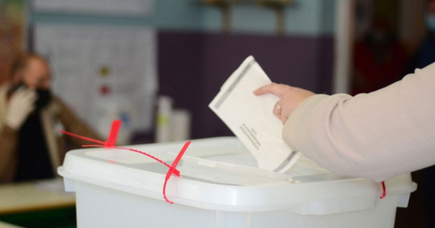 Prijevremeni izbori: Na 496 biračkih mjesta glasaće oko 310 hiljada građana