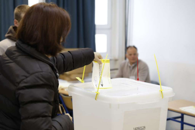 Ponovljeni prijevremeni izbori u RS-u: Do 11 sati glasalo 17% birača, prijavljeni manji incidenti