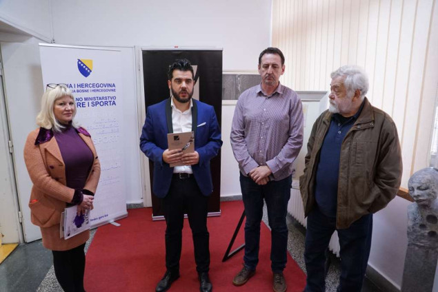 Izložba umjetničkih radova iz kolekcije Fondacije za muzičke, scenske i likovne umjetnosti