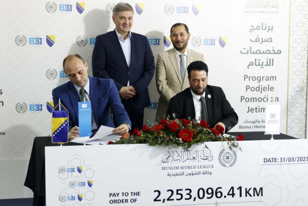 Liga muslimanskog svijeta dodijelila 2.253.096,41 KM novčane pomoć za jetime u BiH
