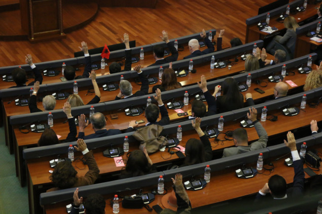 Skupština Kosova konstituisana osam mjeseci nakon općih izbora