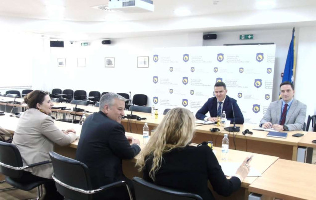 Kajganić i Mennuti razgovarali o saradnji i naporima na jačanju vladavine prava