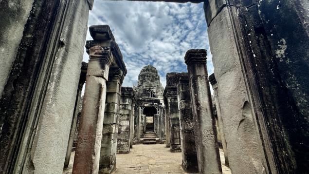 Kompleks Angkor Wat: Arhitektonsko i historijsko čudo Kambodže