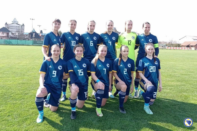 Bh. kadetkinje bolje od Crne Gore