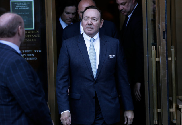 Kevin Spacey na sudu u New Yorku oslobođen optužbi za seksualno uznemiravanje