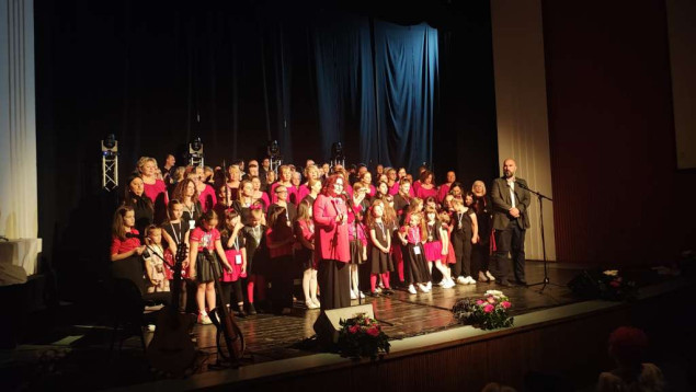 Pjesmom, druženjem i osmijesima horisti se sjetili Jovana Divjaka i obilježili Dan grada Konjica
