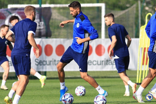 Petev naknadno pozvao Kodru