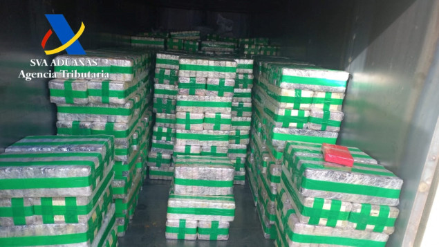 U Španiji zaplijenjeno više od tone kokaina, uhapšeno i osam državljana Srbije